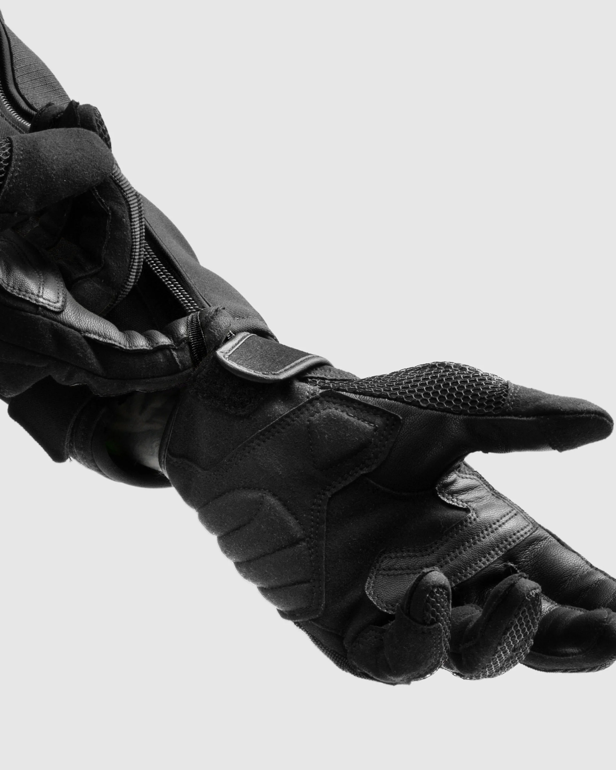 Core Motorcycle Gloves Black - Image 4