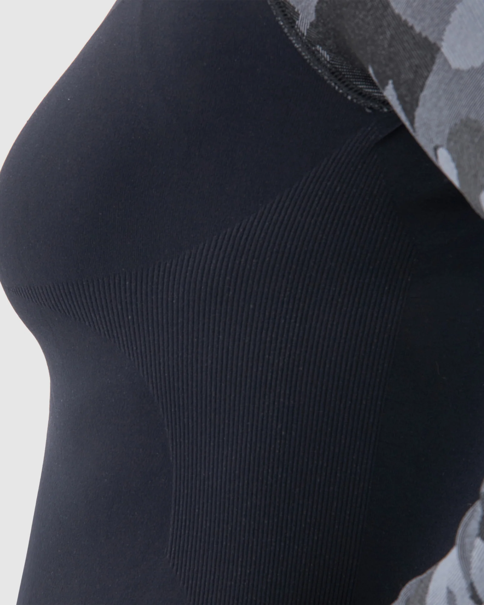 Freeze II Women's Thermoactive Shirt Camo - Image 5