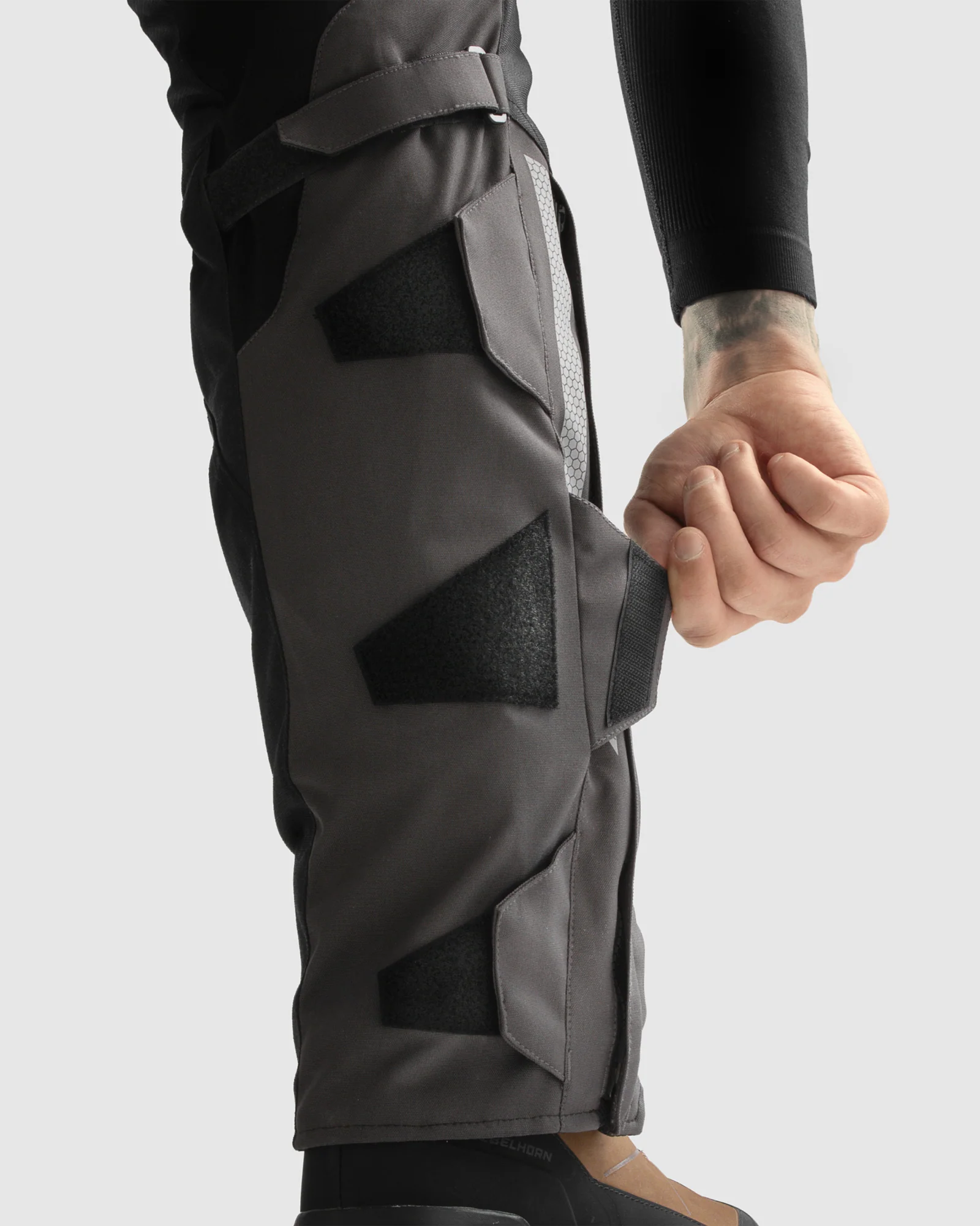 Hardy 3.0 Motorcycle Pants Desert - Image 10