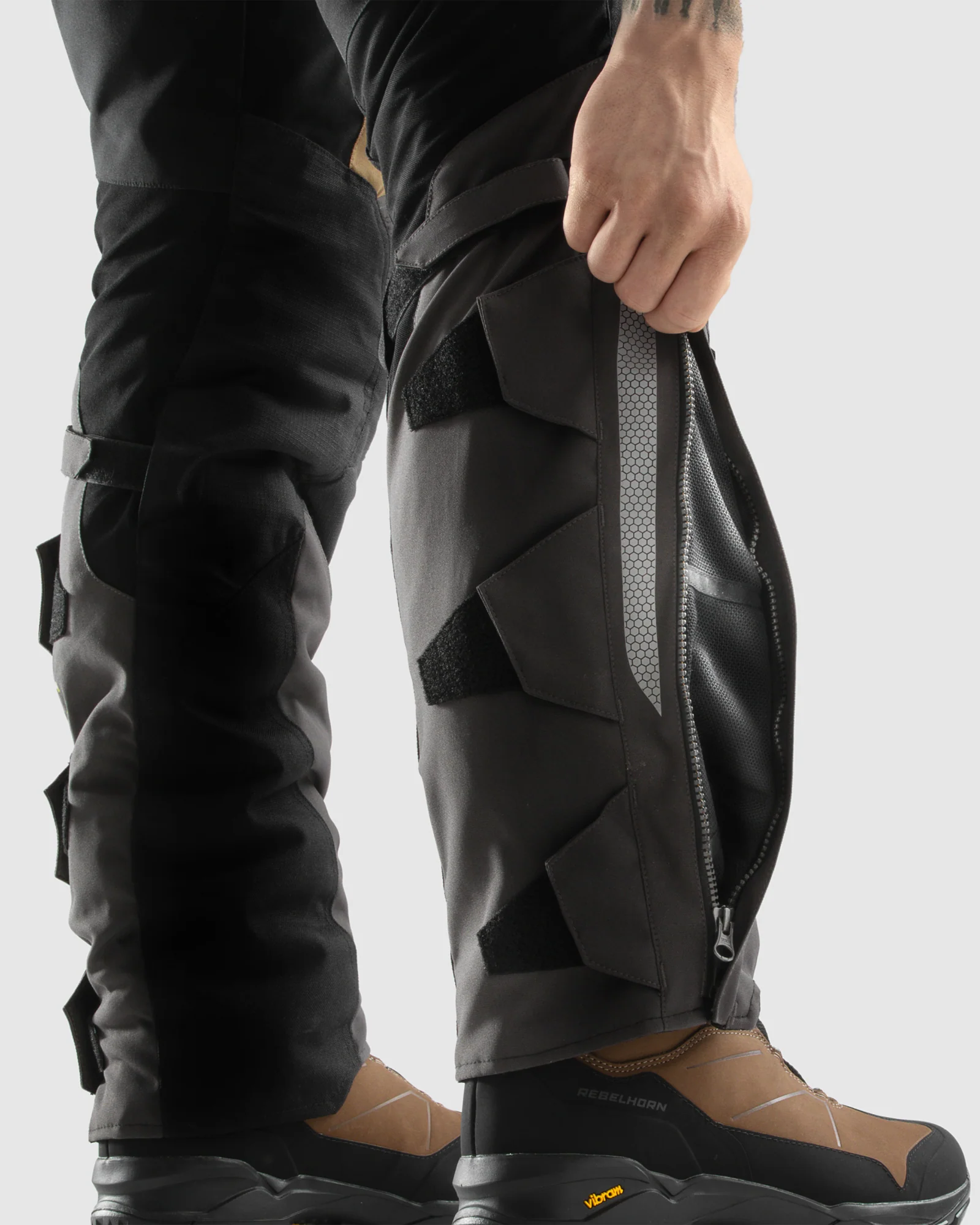 Hardy 3.0 Motorcycle Pants Desert - Image 5