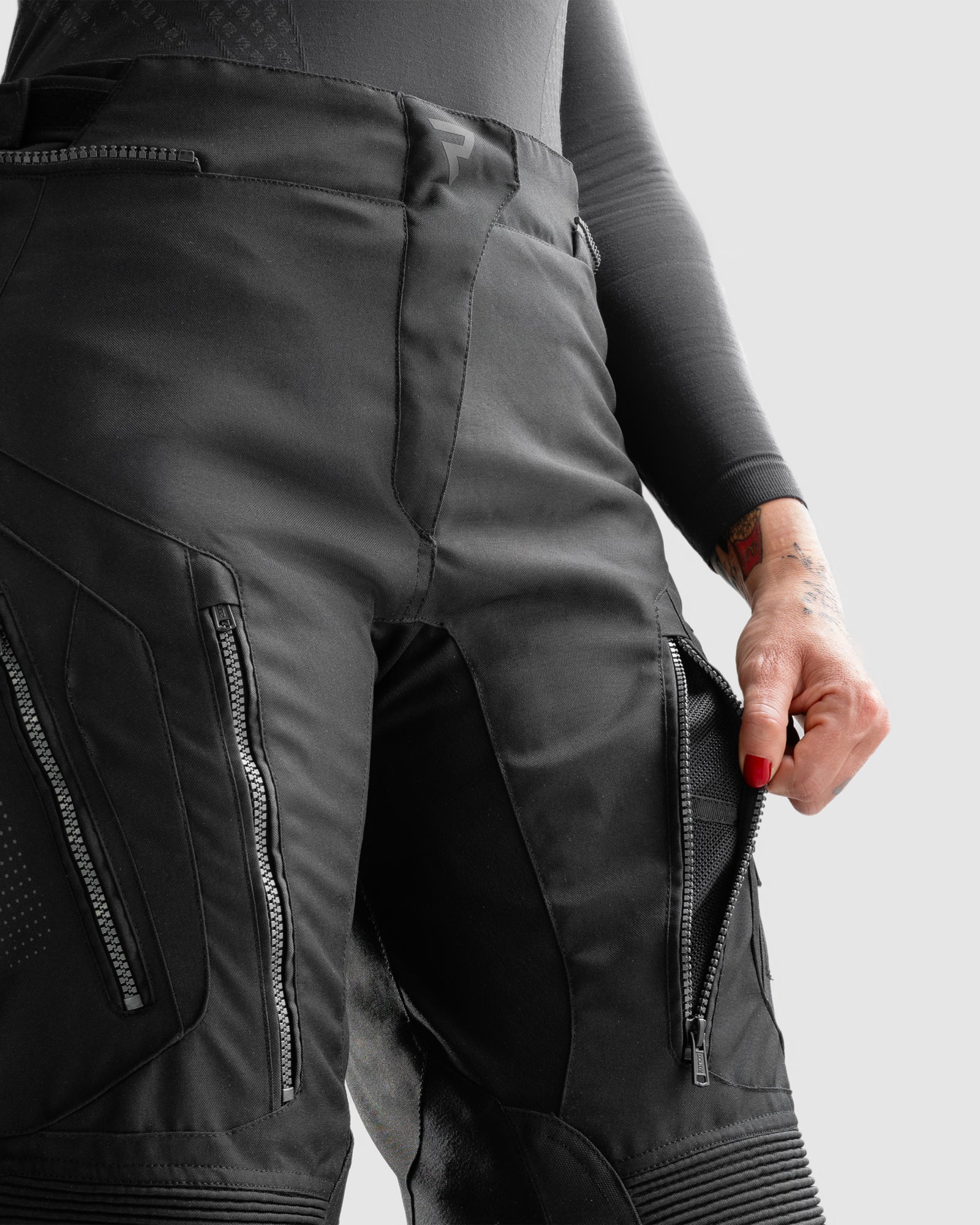 Hiker IV Women's Motorcycle Pants Black Short Leg - Image 4