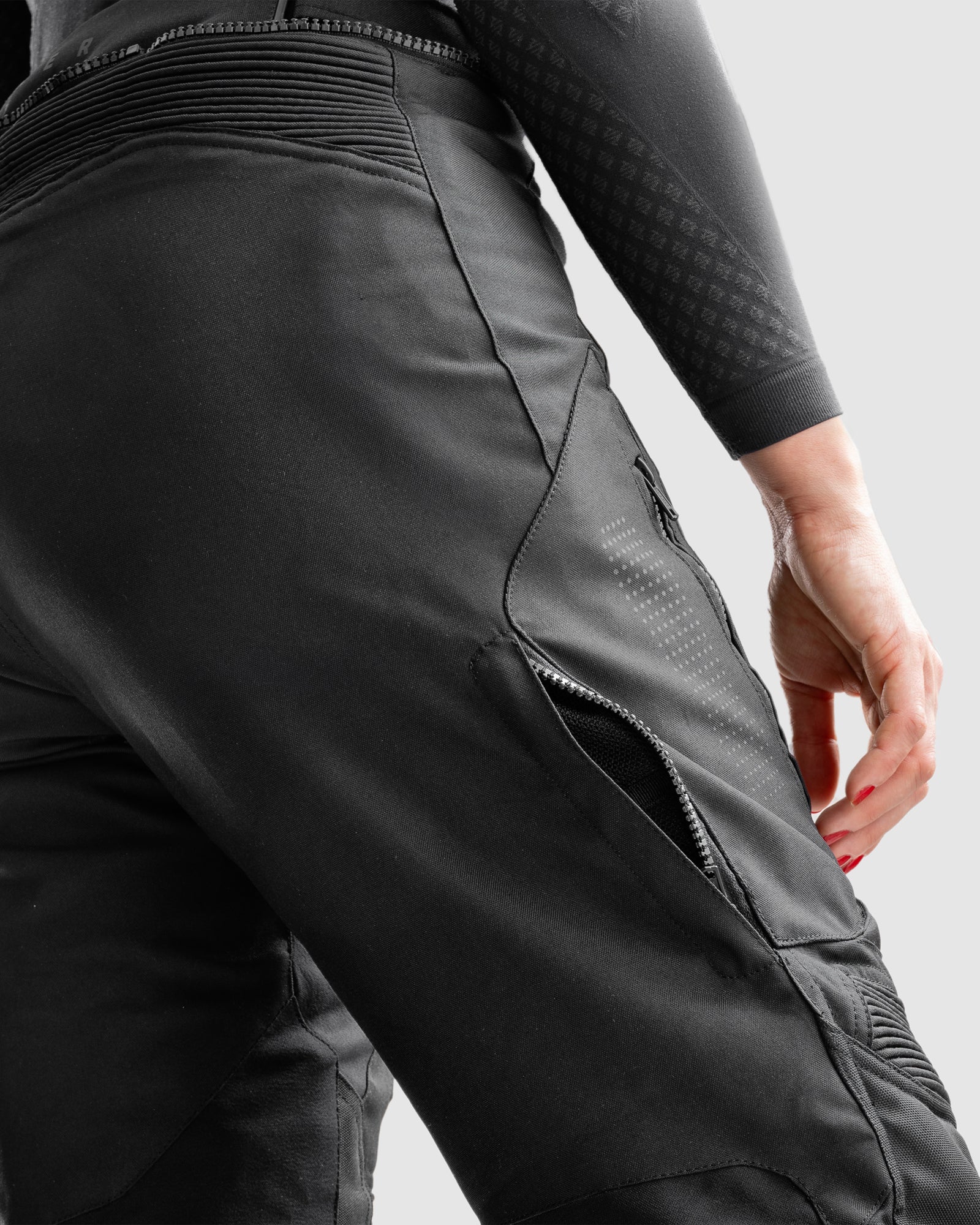 Hiker IV Women's Motorcycle Pants Black Short Leg - Image 5