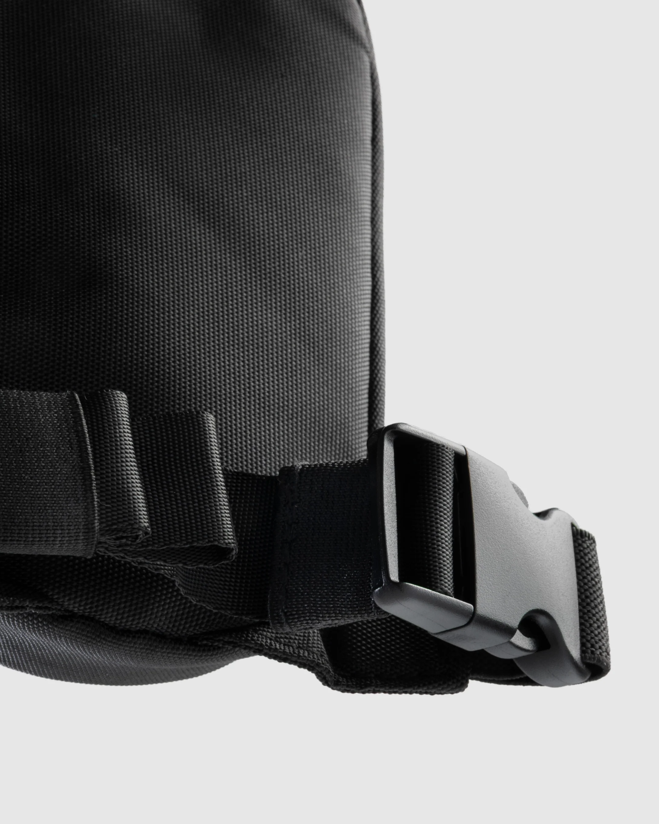 Hip II Leg Bag Black - Image 4