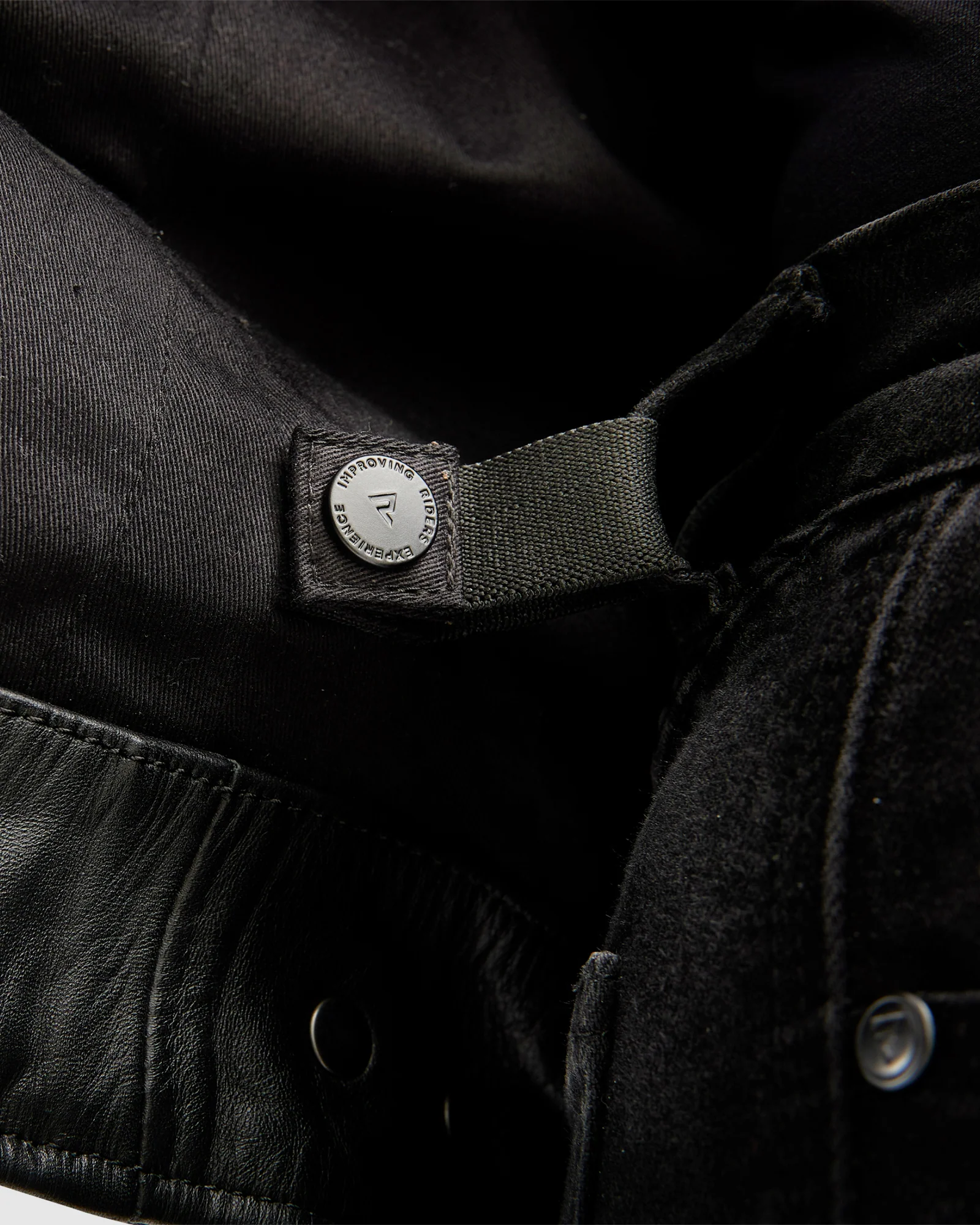 Hunter II Women's Leather Jacket Black - Image 12