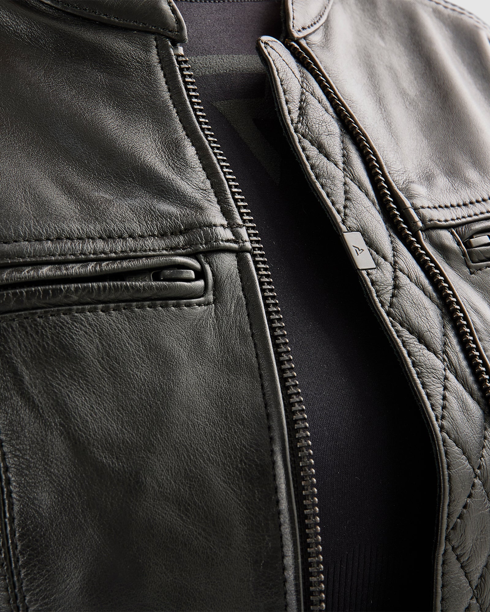 Hunter II Women's Leather Jacket Black - Image 8