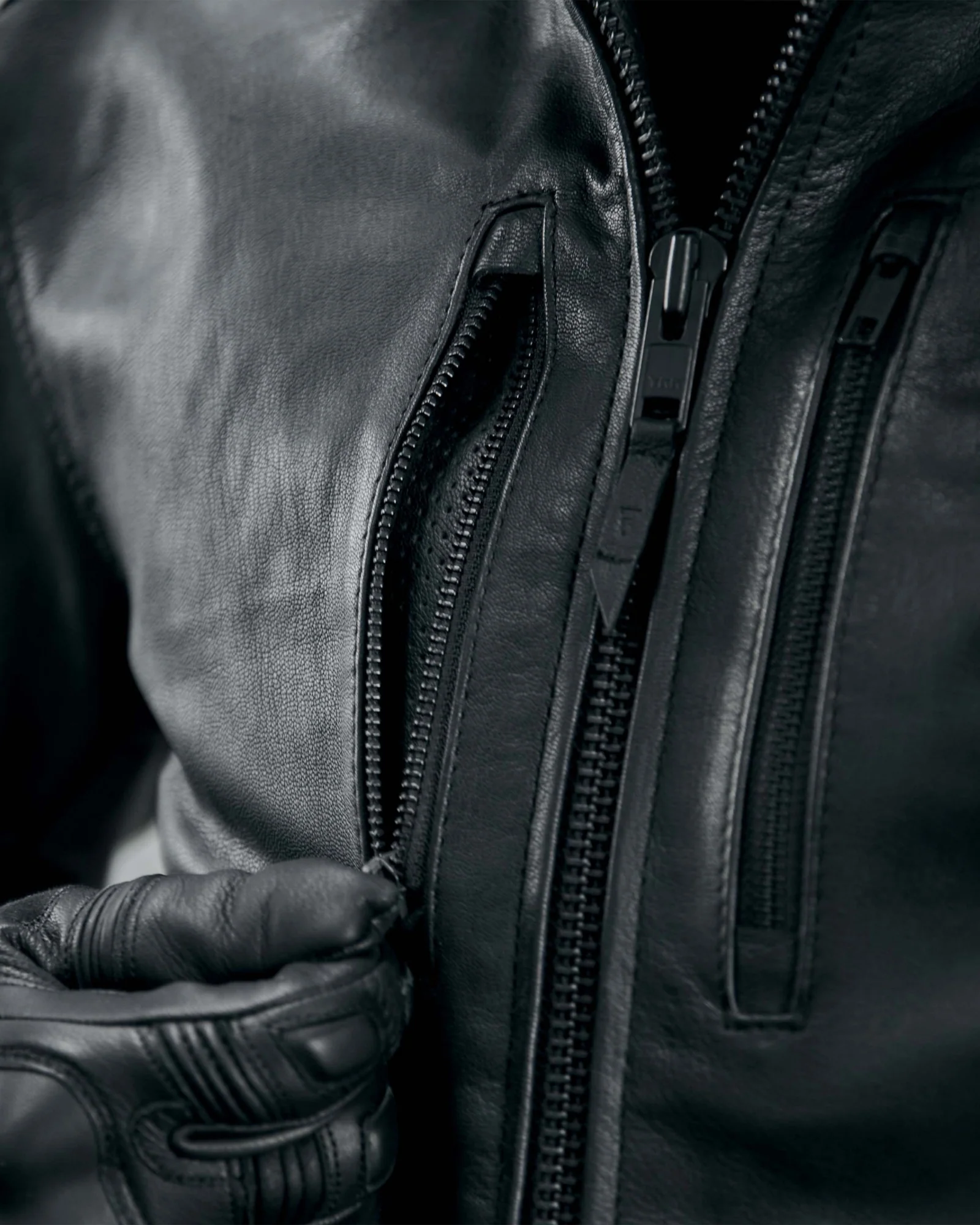 Impala Leather Jacket Black - Image 3