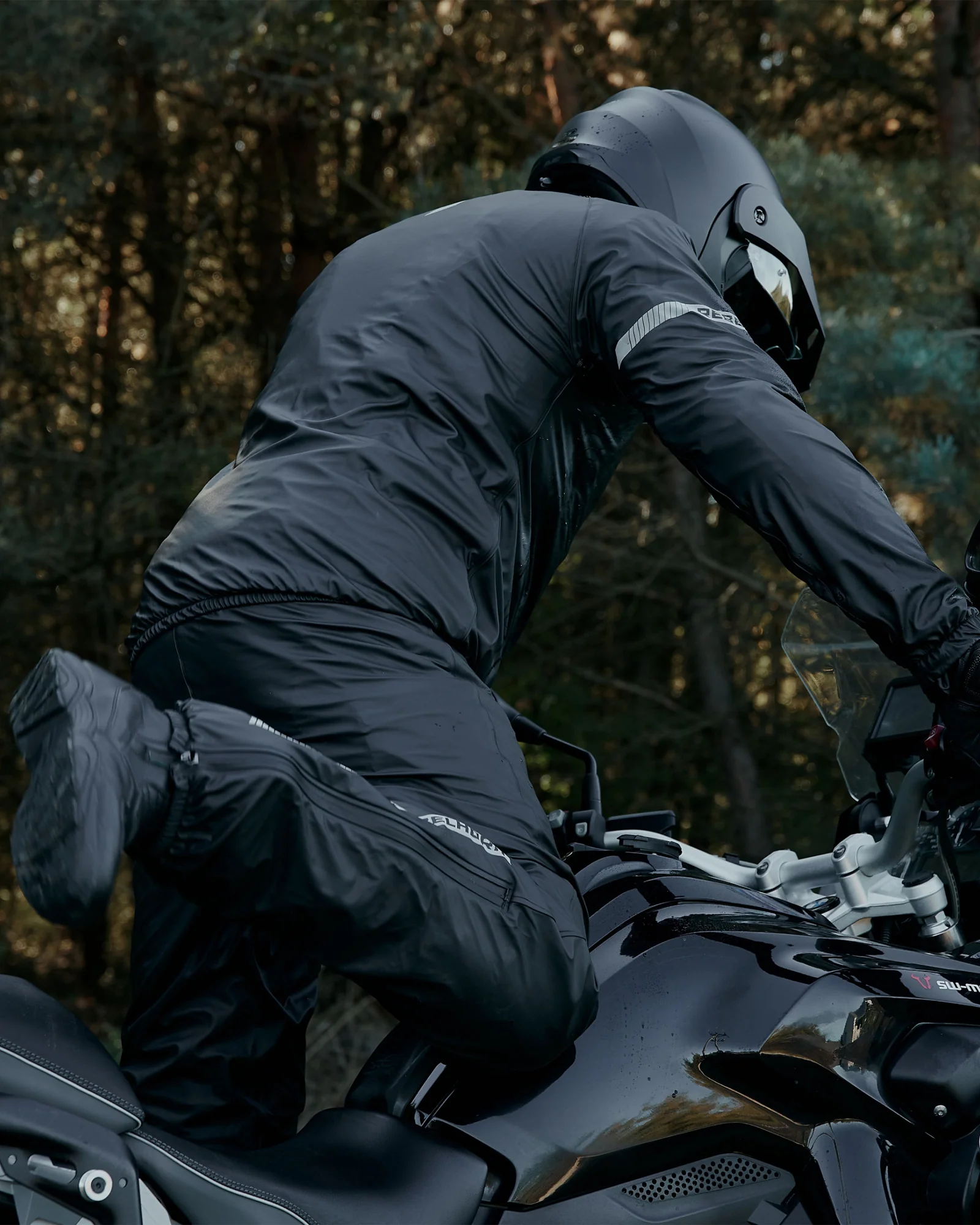 Ocean Rain Jacket Black - Image 4