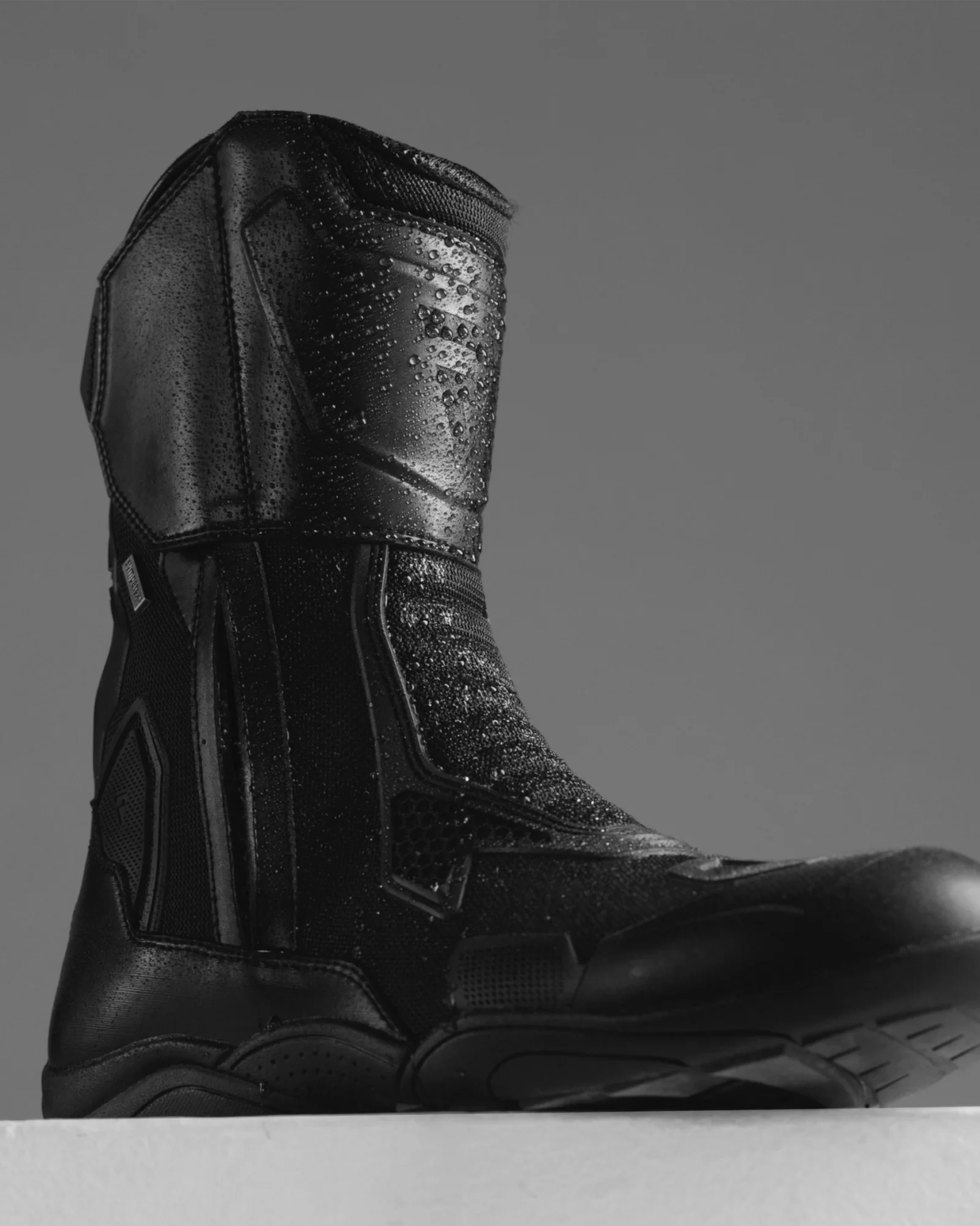 Range Motorcycle Boots Black - Image 5