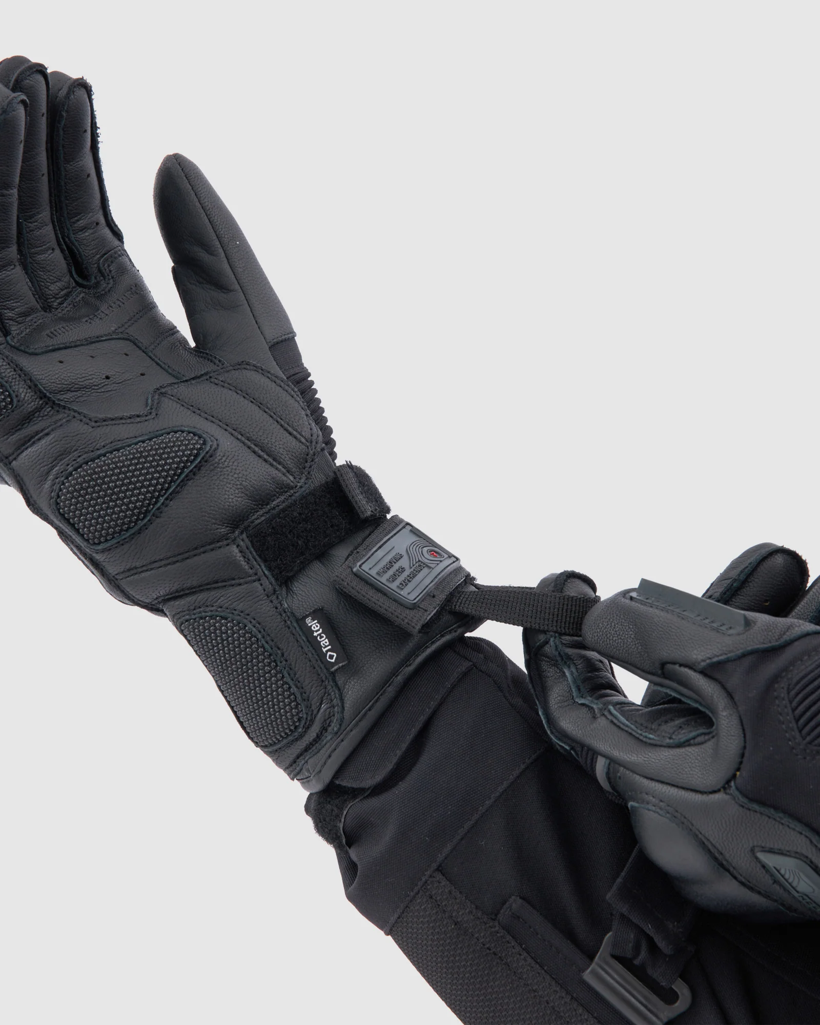 Range Motorcycle Gloves Black - Image 7