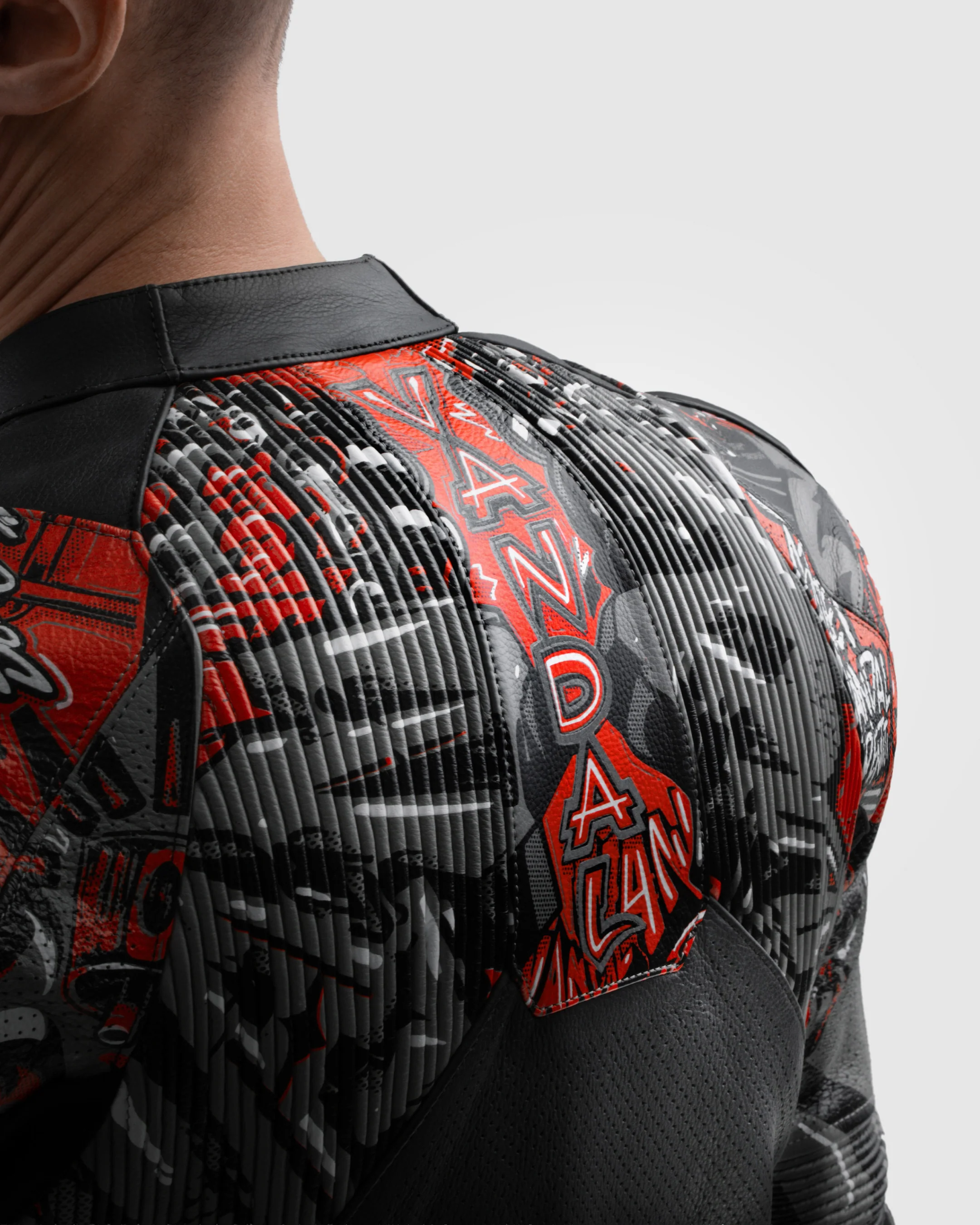 Vandal 2 Motorcycle Leather Jacket Cruze - Image 5