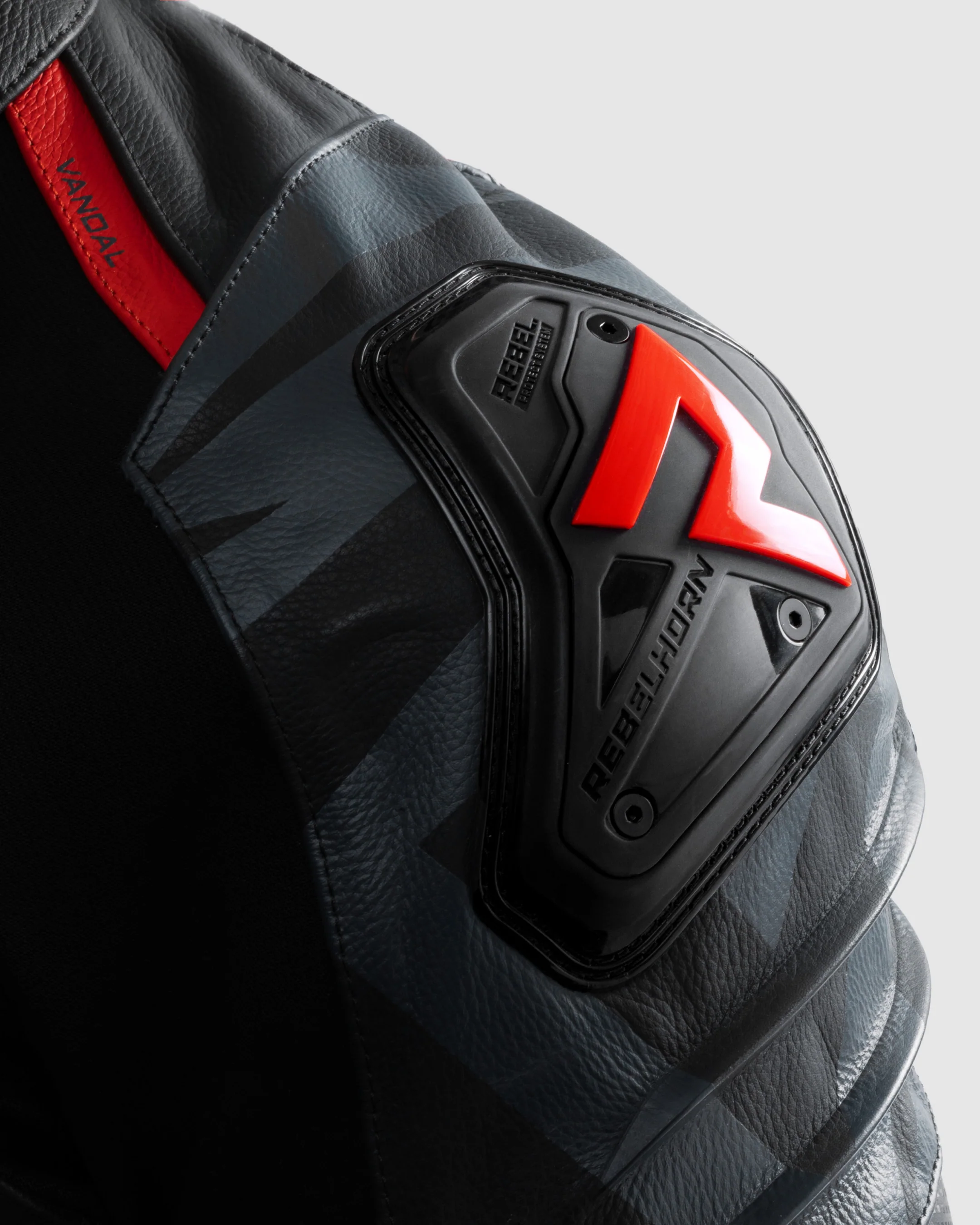 Vandal 2 Motorcycle Leather Jacket Red - Image 10